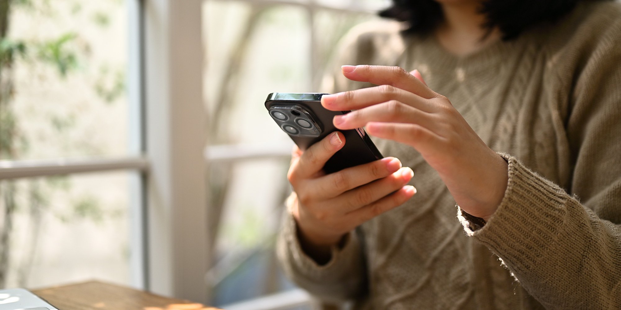 marketing - how to stop the scroll and stand out